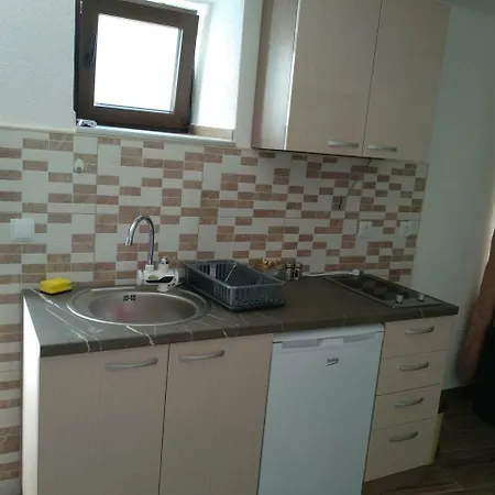 At George'S Apartments Ohrid Exterior photo