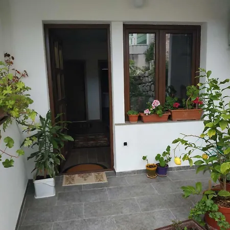 At George'S Apartments Ohrid Exterior photo